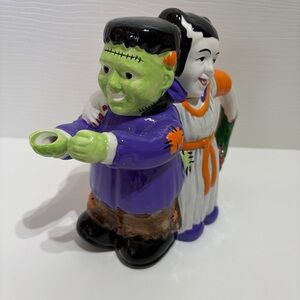 Vintage HalloweenFrankenstein & Bride Teapot by Lillian Vernon